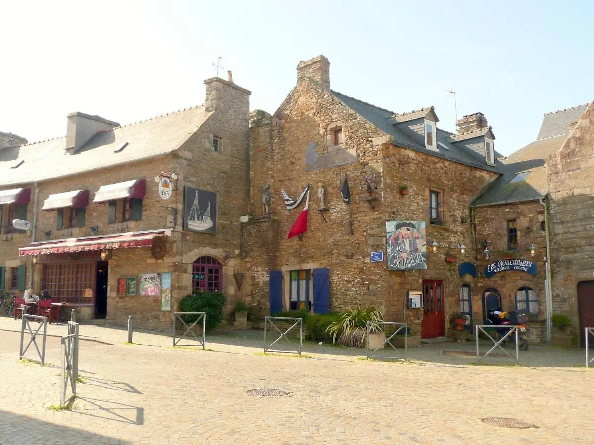 Holiday home L-Shaped Breto Stone House With Sauna, Lampaul-Plouarzel France